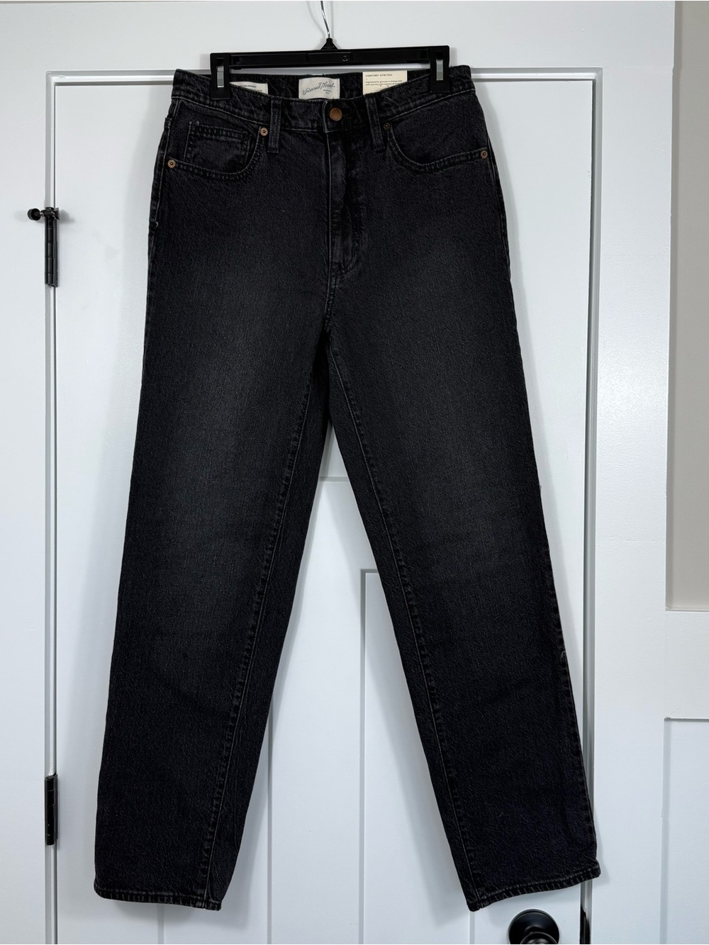 NWT Universal Thread High Rise 90’s Straight Black Denim Women’s Size 8R